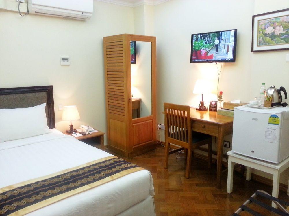 Grand Laurel Hotel Yangon Luaran gambar