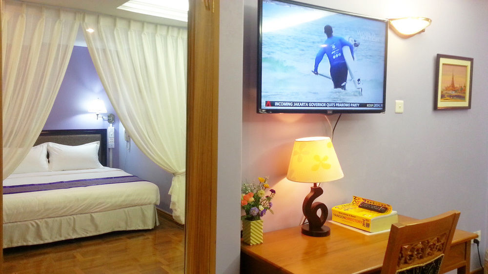 Grand Laurel Hotel Yangon Luaran gambar
