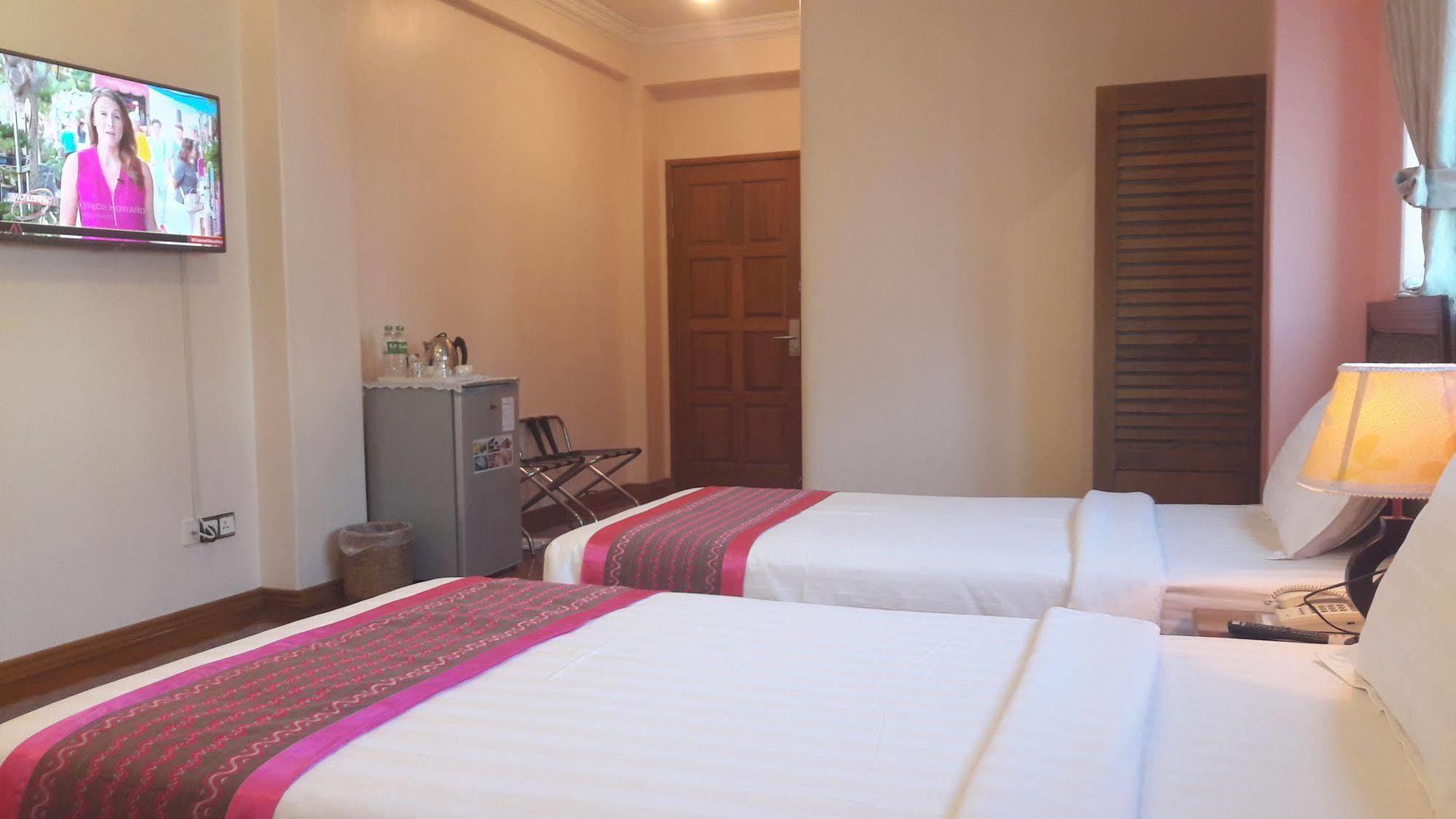 Grand Laurel Hotel Yangon Luaran gambar