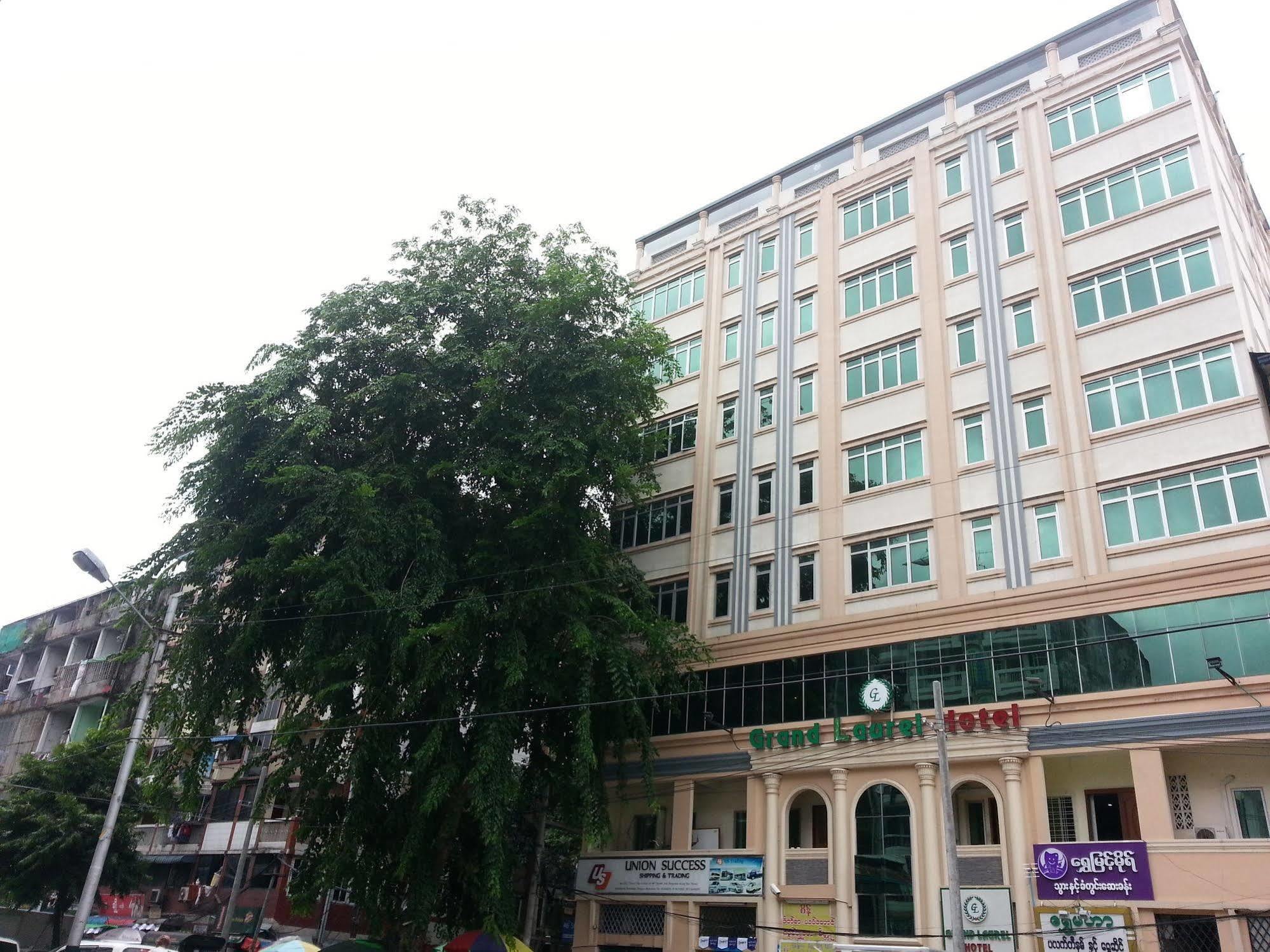 Grand Laurel Hotel Yangon Luaran gambar