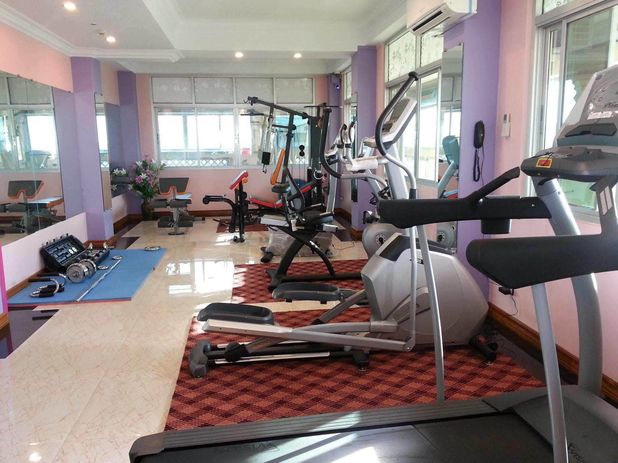 Grand Laurel Hotel Yangon Luaran gambar